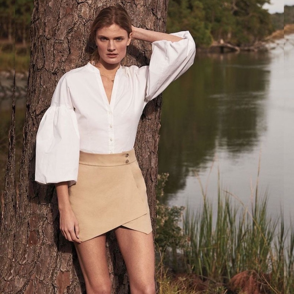 Veronica Beard Aileen Puff Sleeve Poplin Blouse in White 4